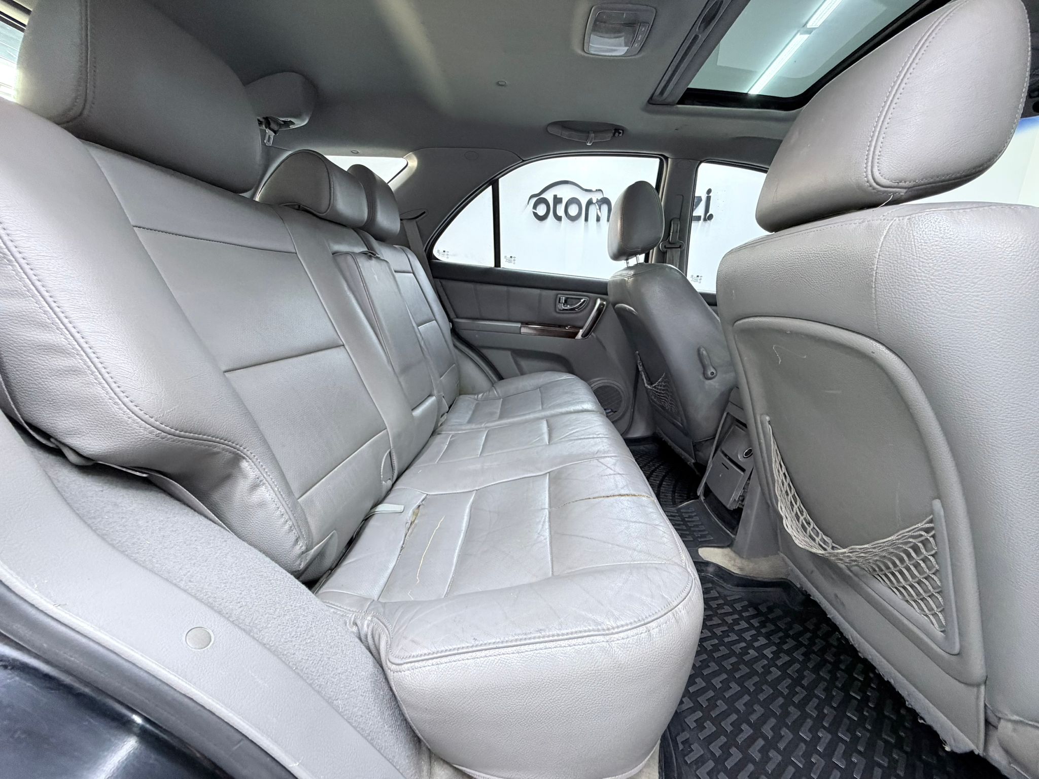 KIA SORENTO 13